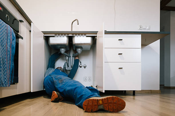Professional Plumbing technician working in Indian Lake Estates, FL